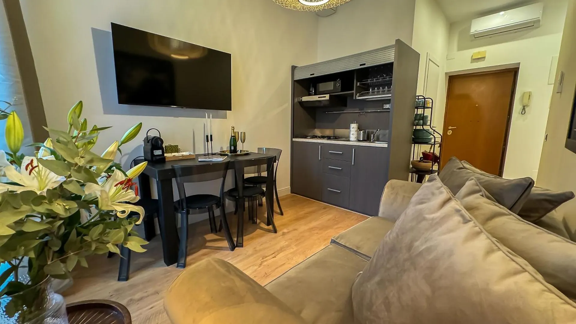 Apartment Melody Residence Roma Italy
